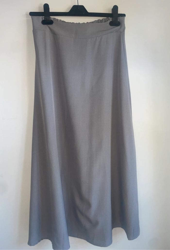 Ensemble jupe longue + gilet chic gris bouton en coeur doré – Taille L – Neuf - photo numéro 2