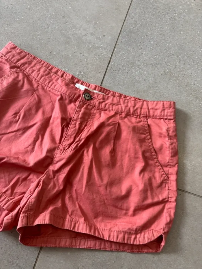 Short rose Only, taille 38, très bon état 40*30cm - photo numéro 2