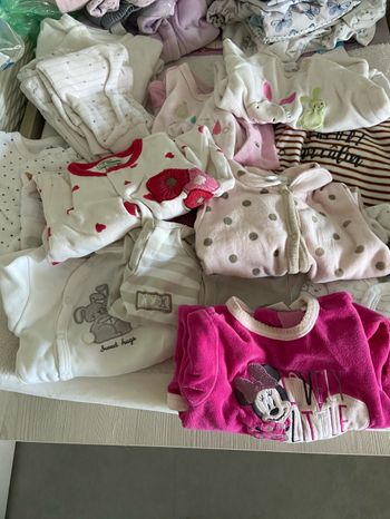 Vêtement 1 mois fille