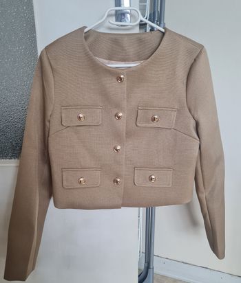 Veste blazer a bouton doré neuf taille xs34