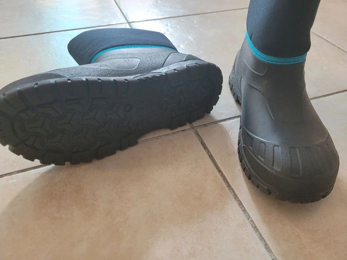 Botte de ski de neige decathlon taille 34 taille 35 porter 3 fois - photo numéro 3