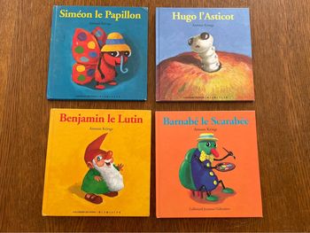 Lot de quatre livres Drôles de petites bêtes