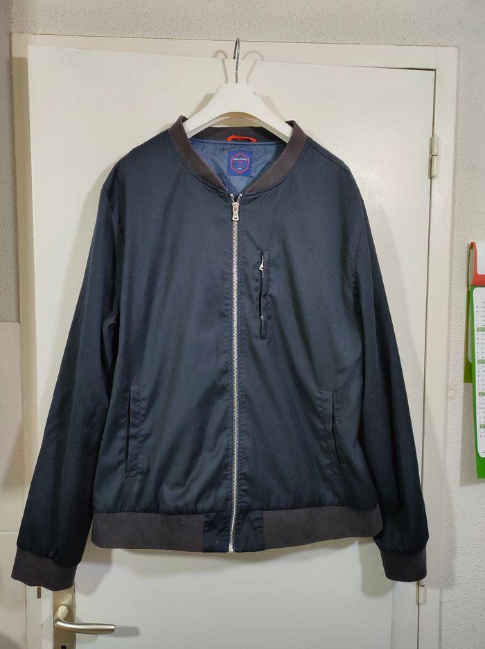 Veste blue marine - marque Devred - en excellent éta past