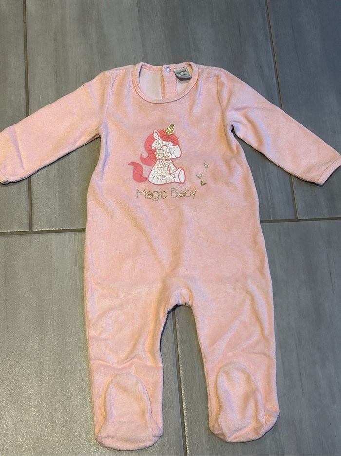 Lot de 7 pyjamas chauds  fille en 18 mois - photo numéro 6