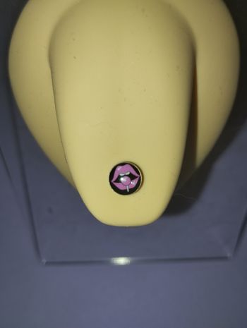 Piercing langue etoile