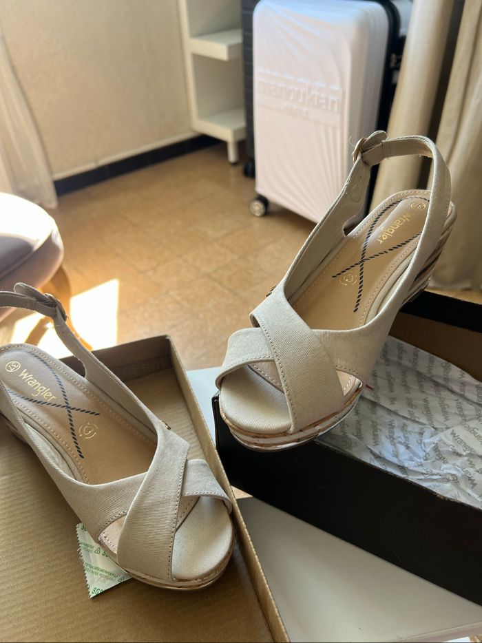 Chaussures femme escarpins été - photo numéro 2