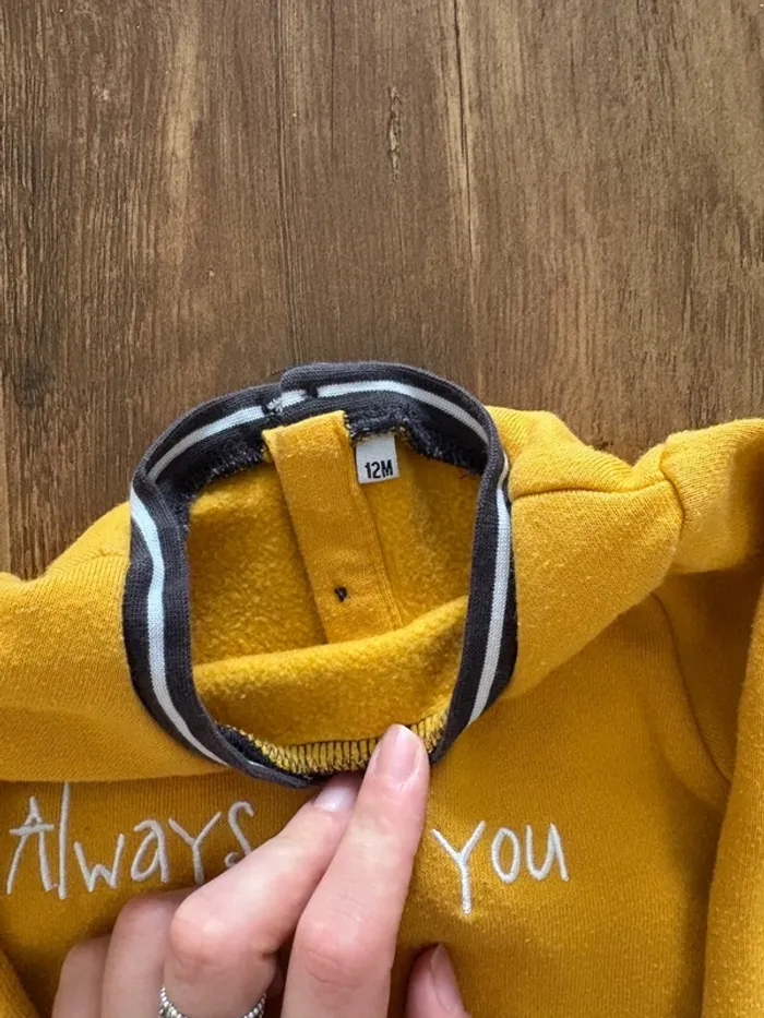 Pull 12 mois - photo numéro 2