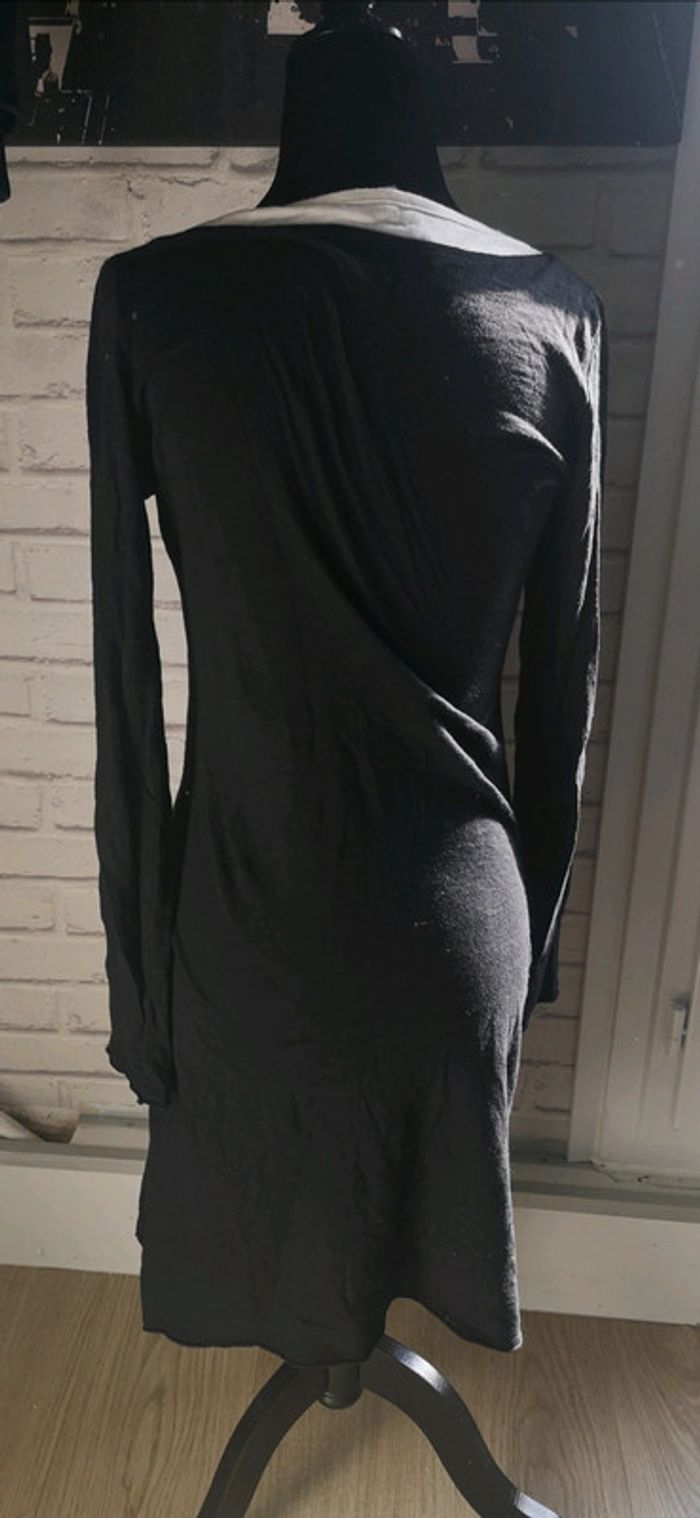 Tunique noire - photo numéro 3