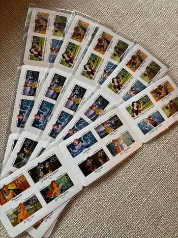 Lot de 5 Carnets De 12 Timbres Disney 100, 60 timbres en tout