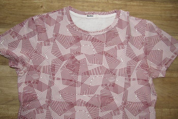 TEE SHIRT MC BEIGE A MOTIFS BORDEAUX "BIZZBEE" - TAILLE XS - n°10 - photo numéro 2