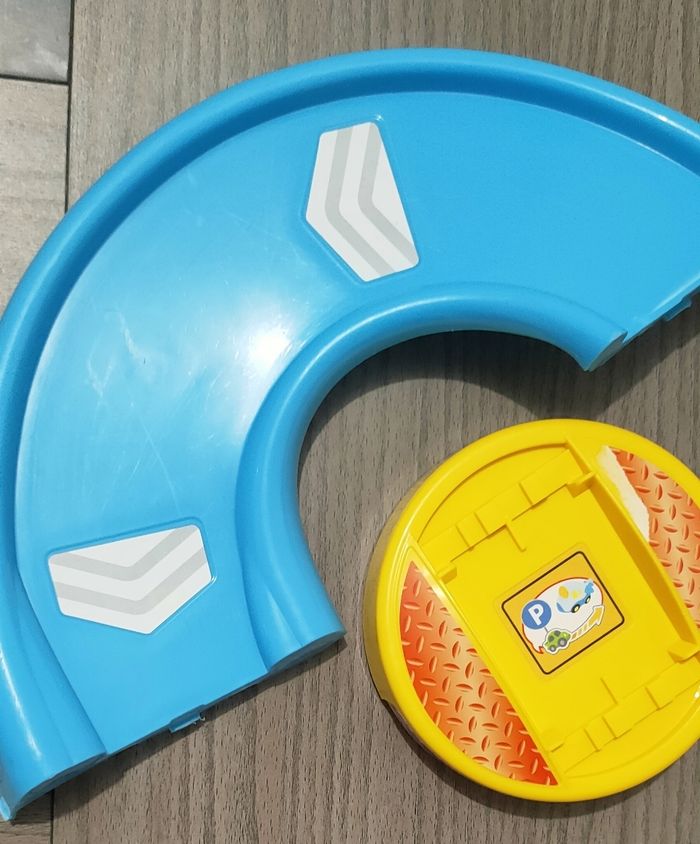Garage interactif VTech tut tut bolides - photo numéro 8