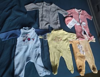 Gros lot de vêtements bébé 0 à 12 mois