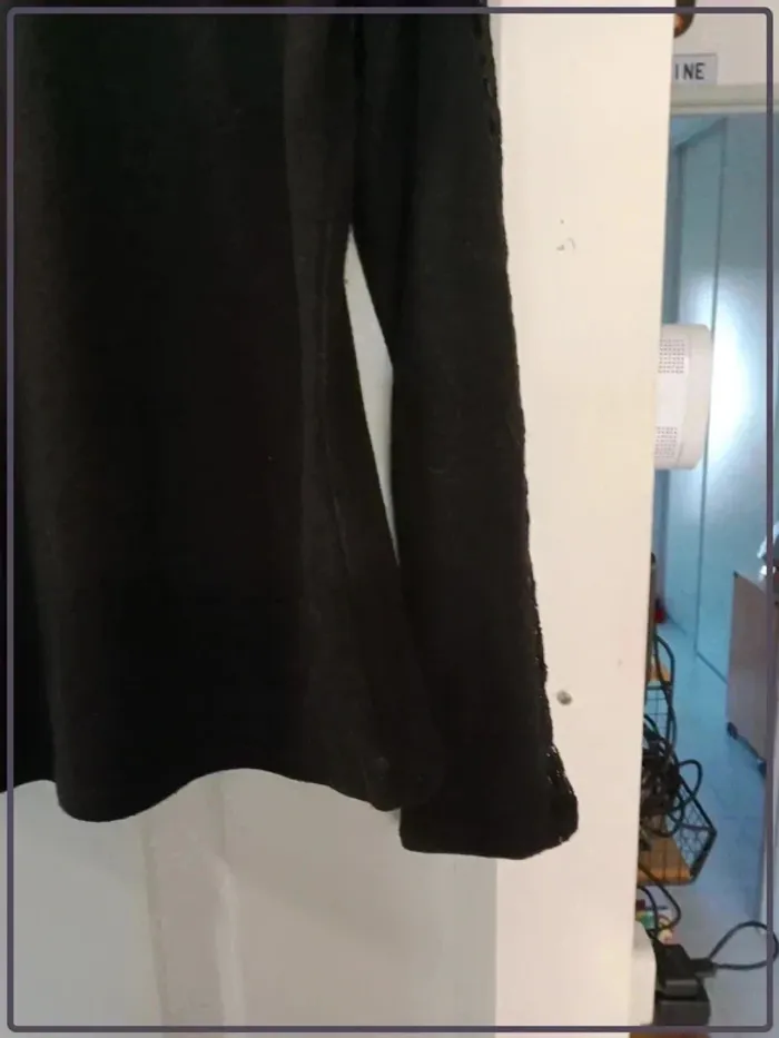 Pull léger noir - photo numéro 6