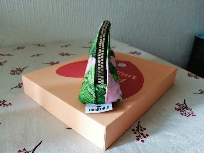 Trousse "tropicale" 20 cm - photo numéro 3