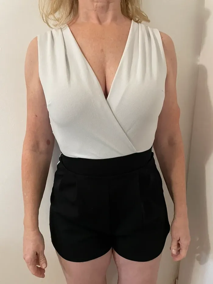 Combi short noir et blanche