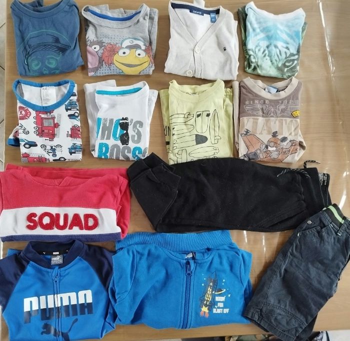 Lot de 13 vêtements garçon 4 ans