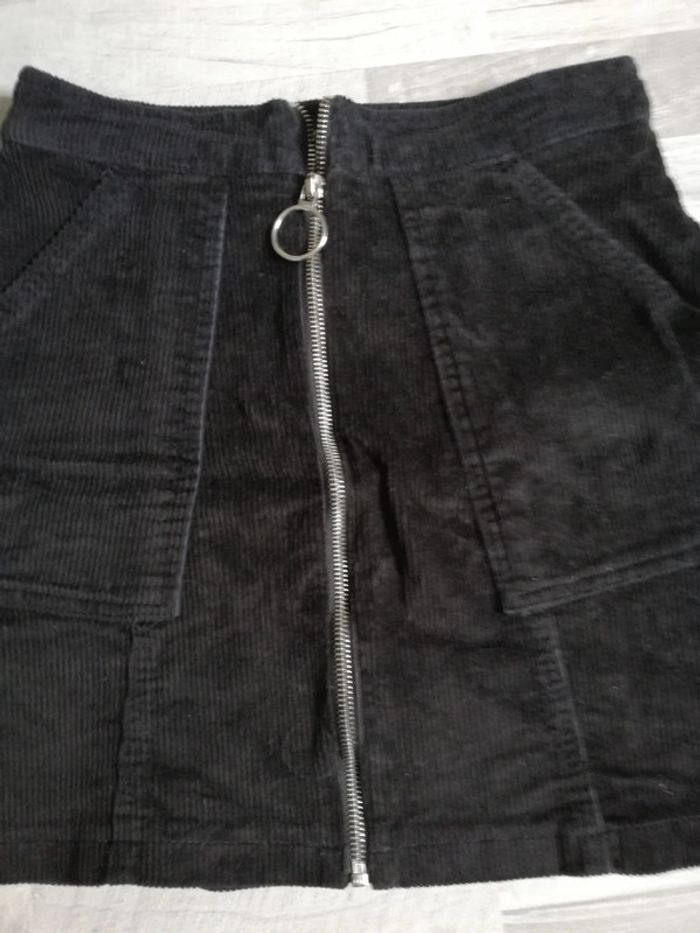 Jupe velours noire taille 36 neuve - photo numéro 2