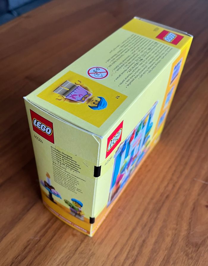 Lego 40584 (Limited Edition) - Diorama d'anniversaire (Neuf et scellé) - photo numéro 3