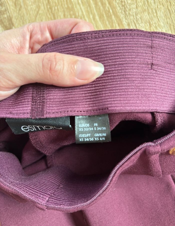 Legging violet/prune boutons doré esmara très bon état - photo numéro 4