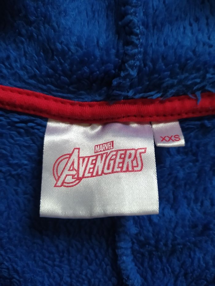 Combi pyjama Avengers taille XXS. - photo numéro 3