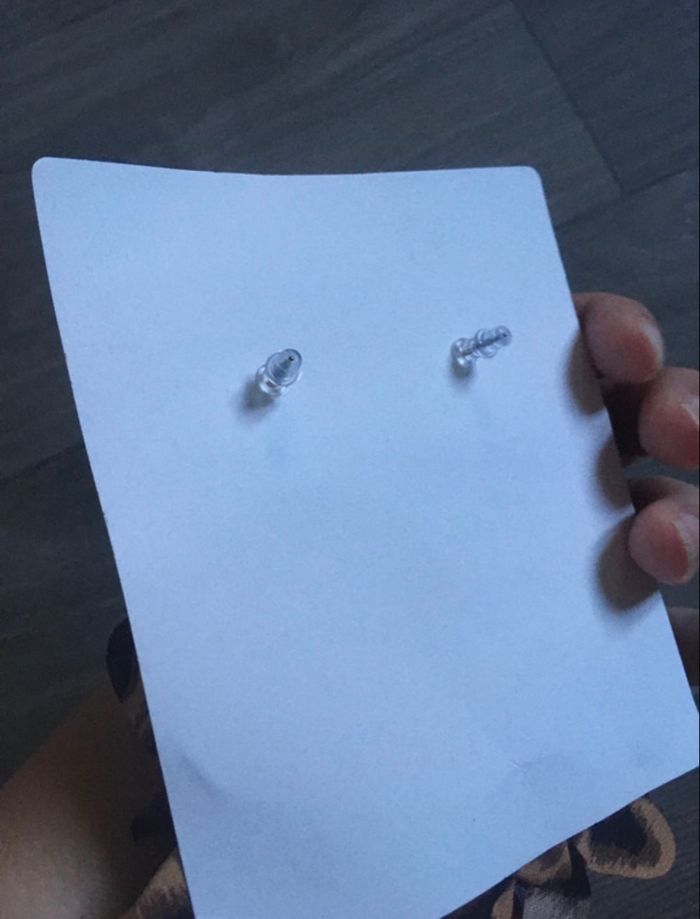 Créoles à froufrous  NEUVES avec étiquette femme couleurs marron et noir - photo numéro 9