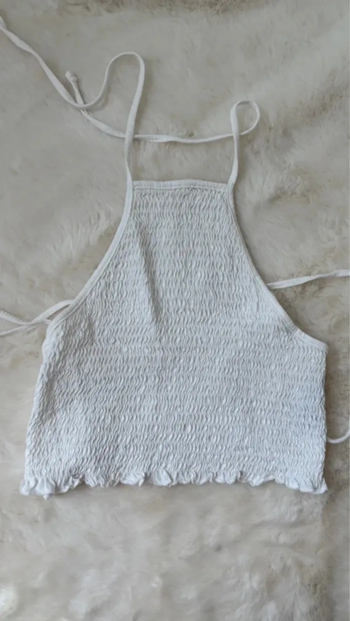 Top dos nu à lacets blanc bershka