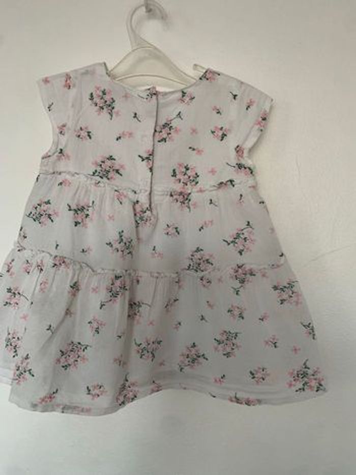 Robe 6 mois - photo numéro 6