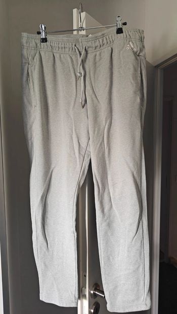Pantalon de survêtement adidas gris