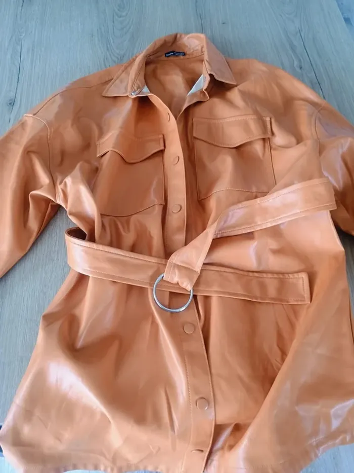 veste 3/4 facon cuir Bershka M - photo numéro 6