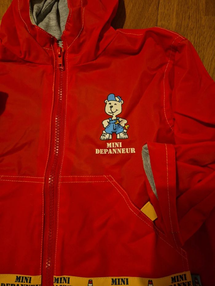 Imperméable rouge mini dépanneur taille 18 mois - photo numéro 2