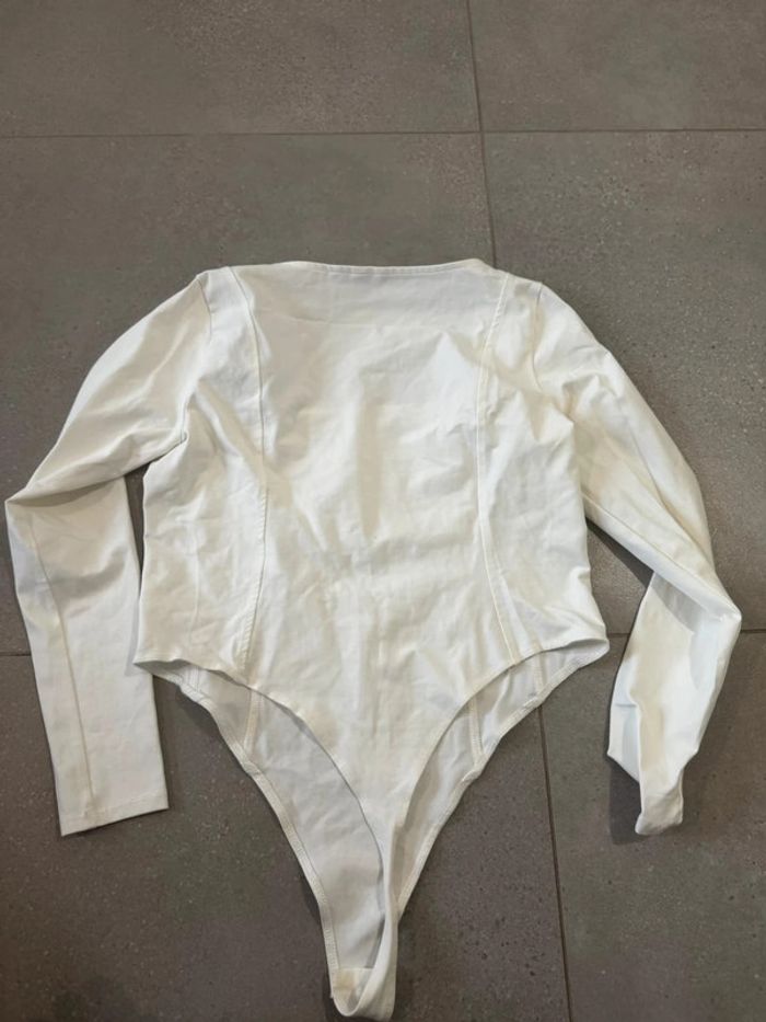 Body H&M, taille L, très bon état - photo numéro 3