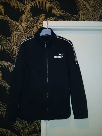 💙 Gilet épais Puma taille 14 ans.
