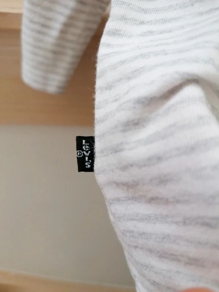 Haut Levi's 12 mois - photo numéro 7