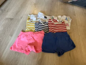 Lot de vêtements