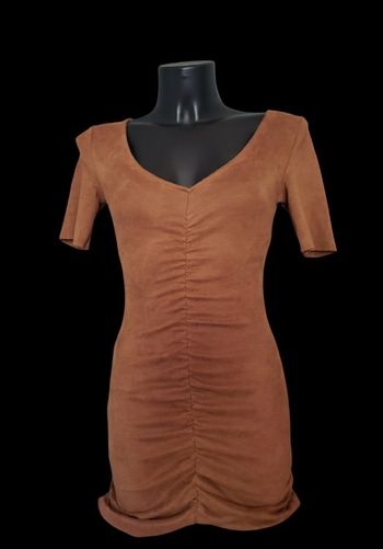 Tres jolie robe marron