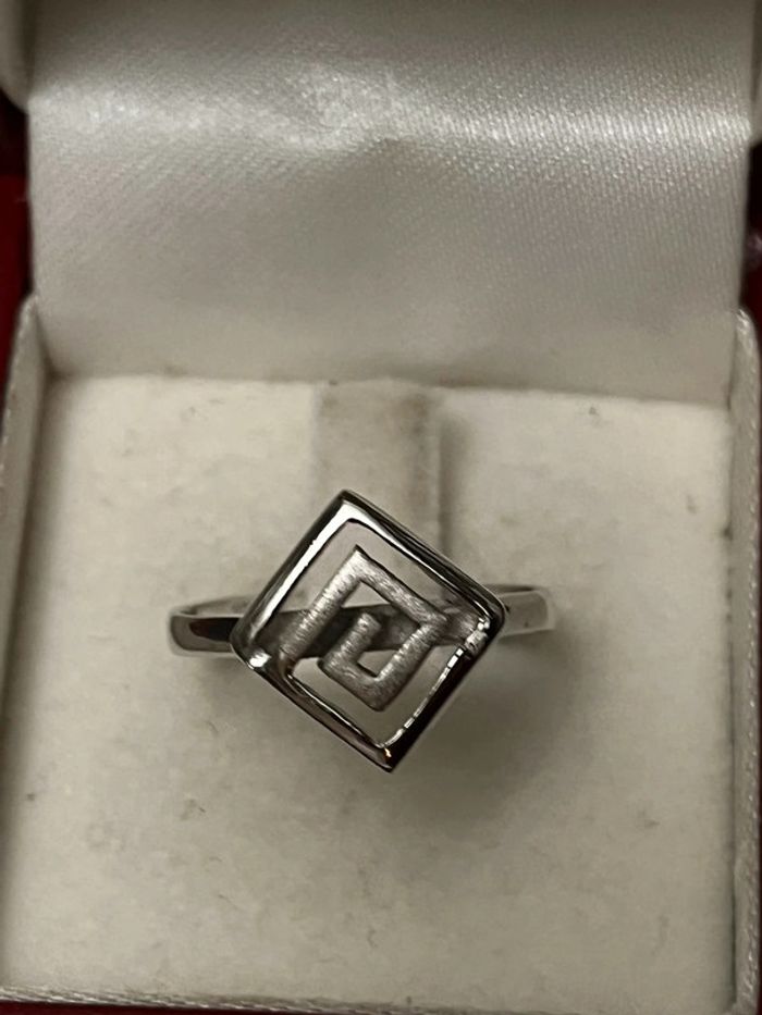 Jolie bague en argent massif T. 58 femme TBE - photo numéro 8