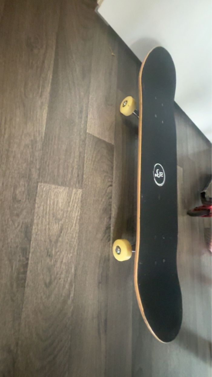 Skateboard - photo numéro 3