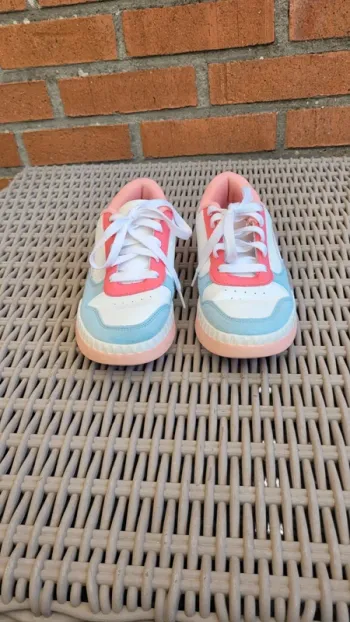 Baskets Creeks taille 33