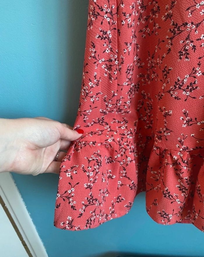 Petite robe d’été casuals avec fleurs de cerisiers - photo numéro 7