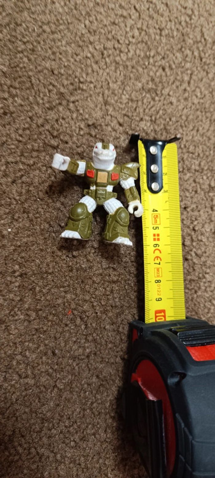 Figurine Gruesome Gator dragonaute