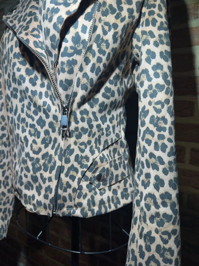 Veste à motifs douce neuve avec étiquette - photo numéro 6