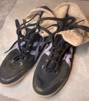 Basket asics noir et violet montante femme 39