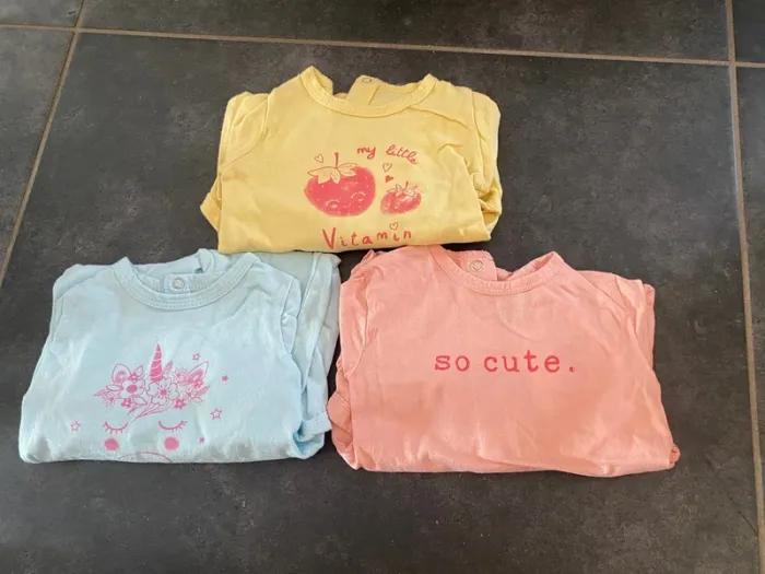 Gros lot de vêtements fille 9 mois 45 pièces - photo numéro 12