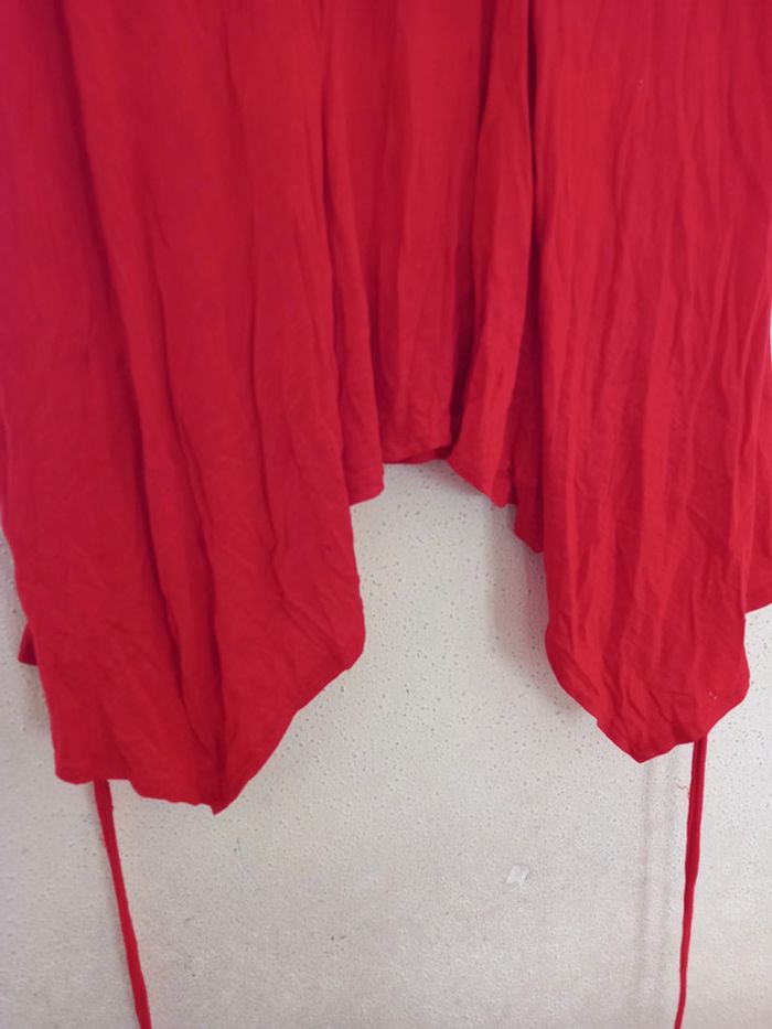 Haut de femmes rouge Taille : 50 /52 - photo numéro 4