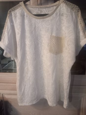 Tee-shirt avec cœurs beige New collection 