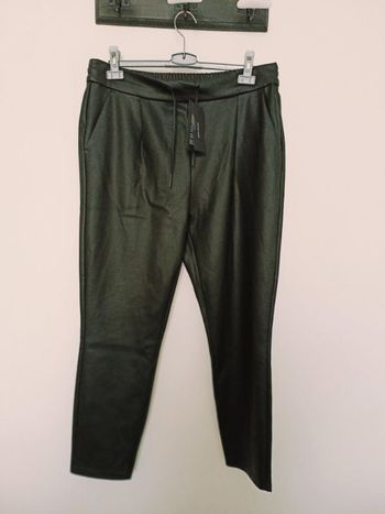 pantalon neuf étiqueté L/32 (jusqu'au 42/44)