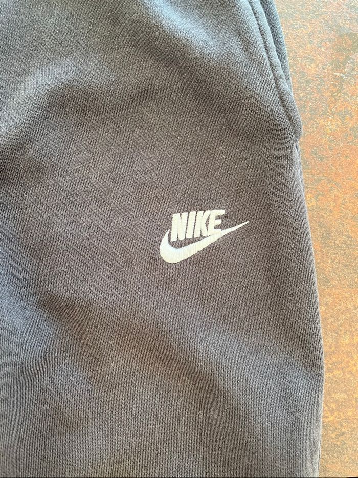 Lot de 4 jogging Nike Bleu/Rouge/Gris/Noir - photo numéro 5