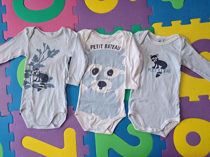 Lot de 8 bodies ml (6 Petit Bateau et 2 Orchestra) 9m
