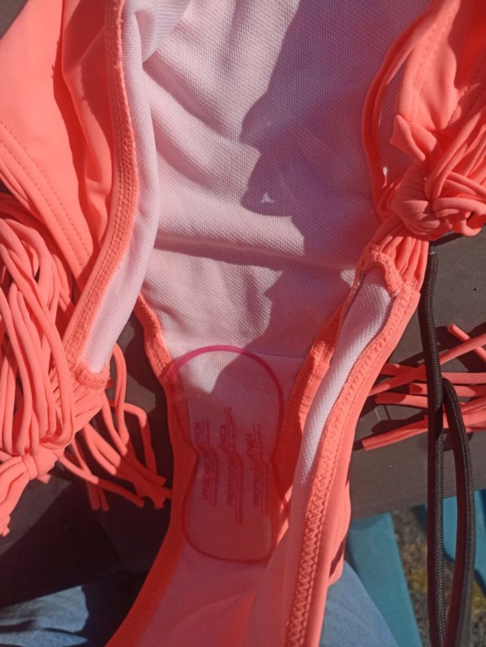 Maillot de bain taille 44 - photo numéro 4