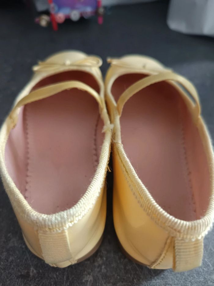 Ballerines jaunes 26 - photo numéro 4